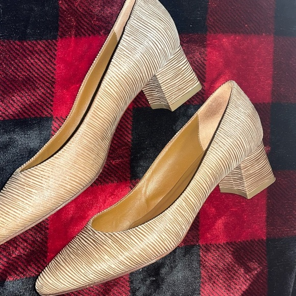 Aquatalia Women Pasha Pointy Toe Pump US 7 Brown Striped Leather Made In Italy - Picture 5 of 9